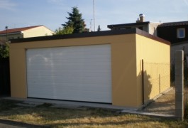 Panel garázs lapos tető és vakolat