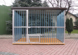 Kutya kennel nélkül emeleti 2x3m