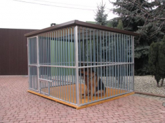 Kutya kennel nélkül emeleti 2x3m