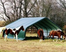 Shelter lovaknak Semik 680x730x380cm 50m²