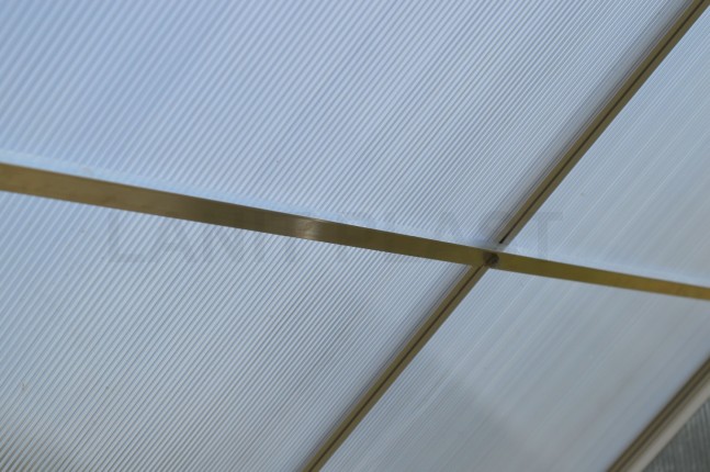 Feszesítő tetősínek üvegházhatású LanitGarden PLUGIN 6x8